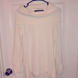 White versatile top 🤍